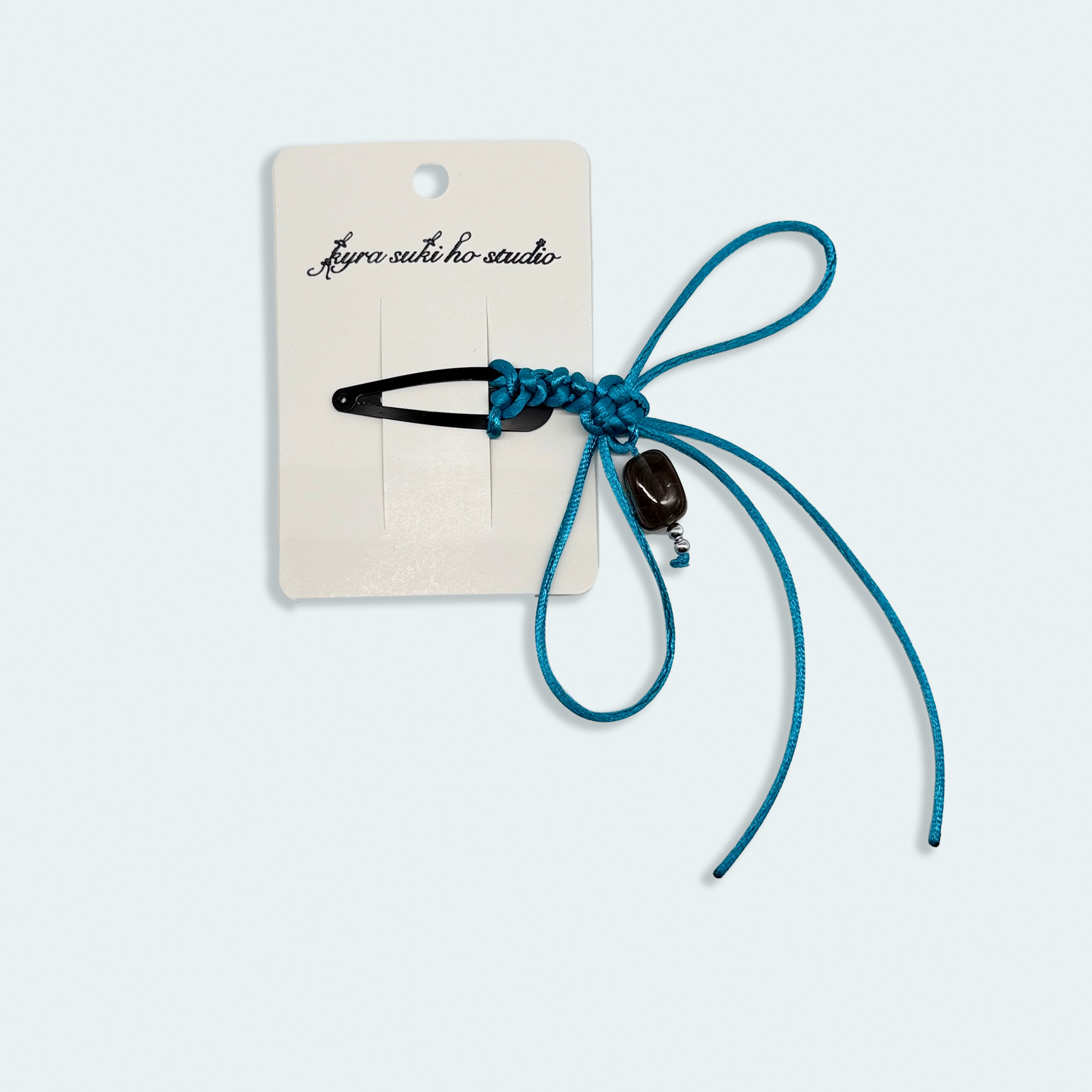 'prosperous pin' blue