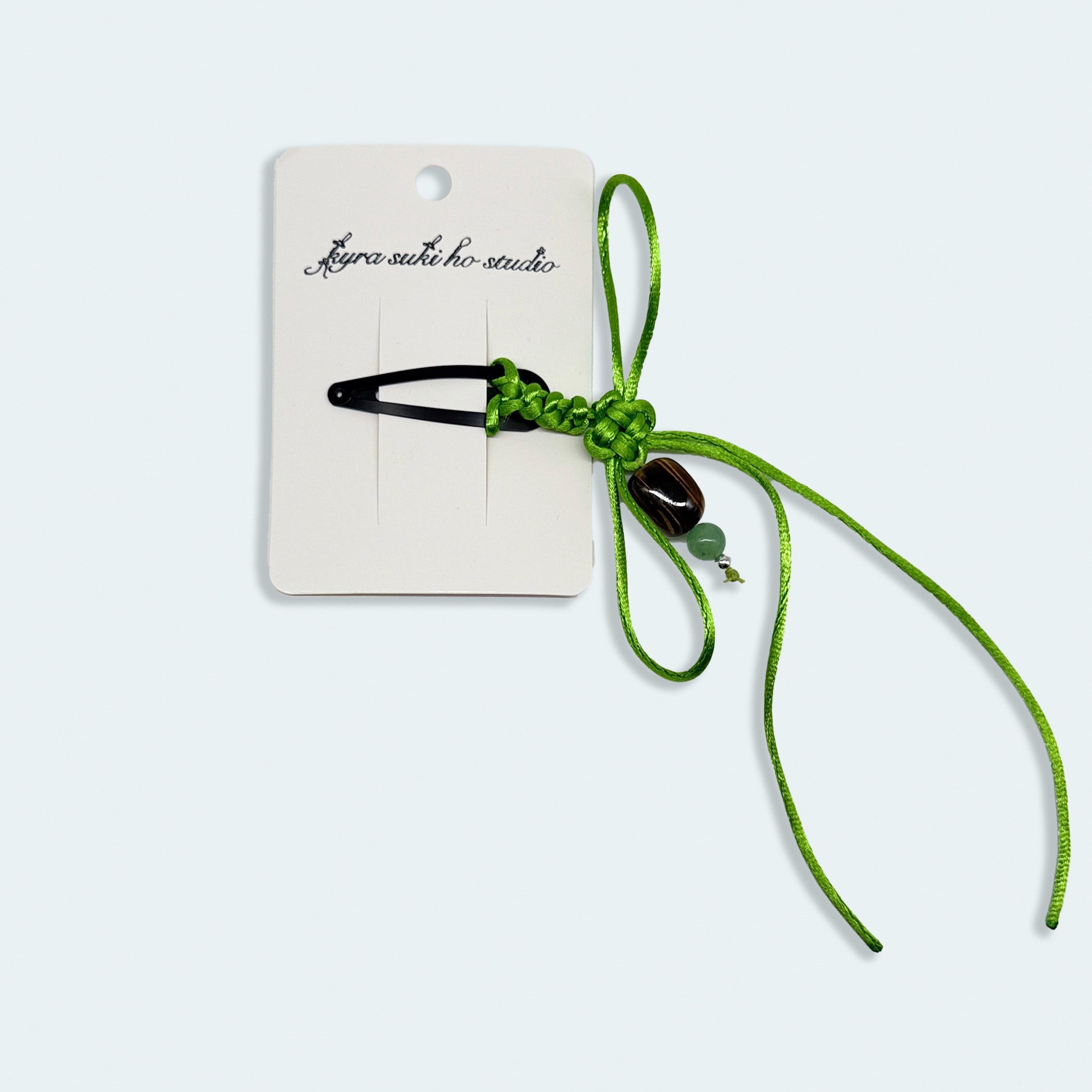 'prosperous pin' green